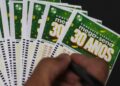 Mega-Sena 30 anos: seis apostas feitas na Baixada Santista ficam a um número do prêmio milionário