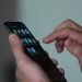 Dono de celular roubado encontra o aparelho à venda em anúncio na web